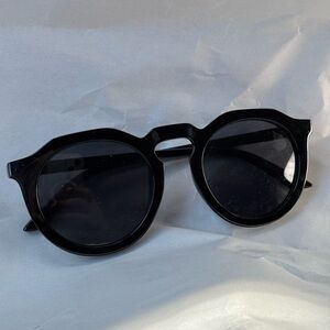 Elizabeth & James Sunglasses